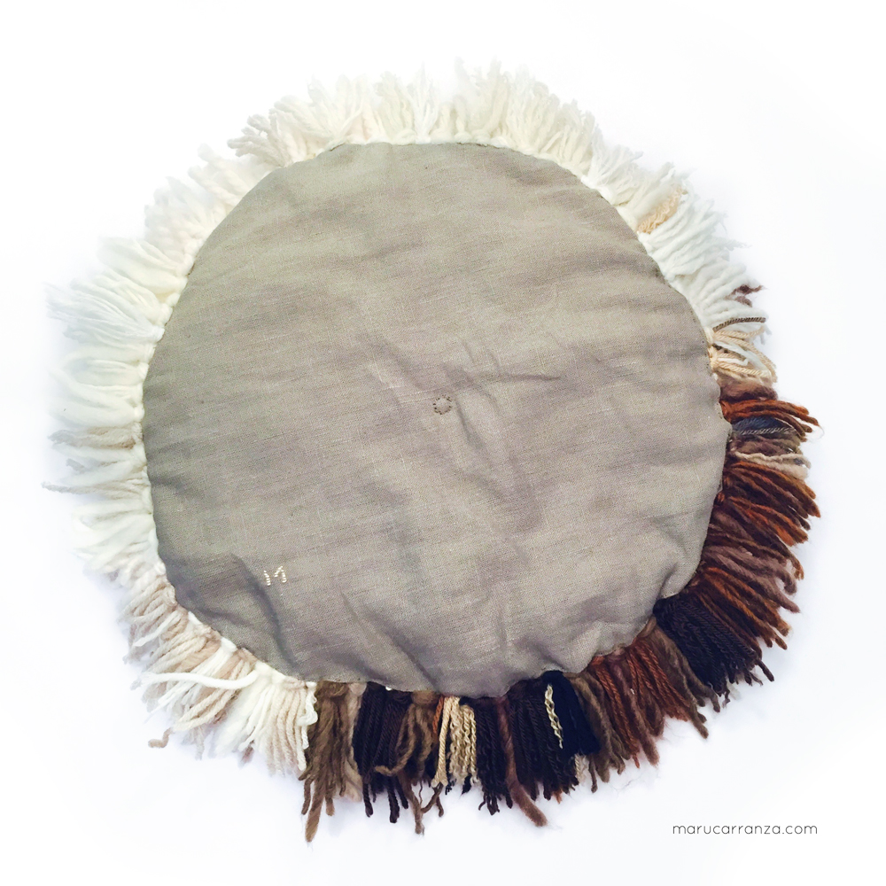 cushions-kissen- תל אביב רקמה -cojines-tapestry-wool-weben-knotted-wolle-lana-laine-schur-natural-marucarranza-smyrna-chair-berlin-telaviv-madrid-01 cushions-kissen- תל אביב רקמה -cojines-tapestry-wool-weben-knotted-wolle-lana-laine-schur-natural-marucarranza-smyrna-chair-berlin-telaviv-madrid-02