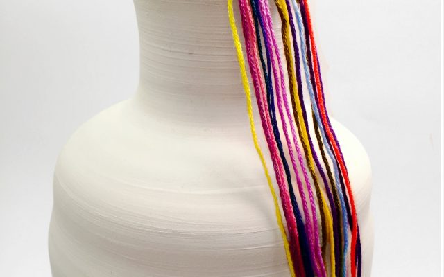 #Fransen #fringes ceramic-embroidered-ceramica-bordada-design-marucarranza-berlin-madrid-mallorca-telaviv-תל-אביב-רקמה-שָׁטִיחַ-מַרבַד-אפרנדר